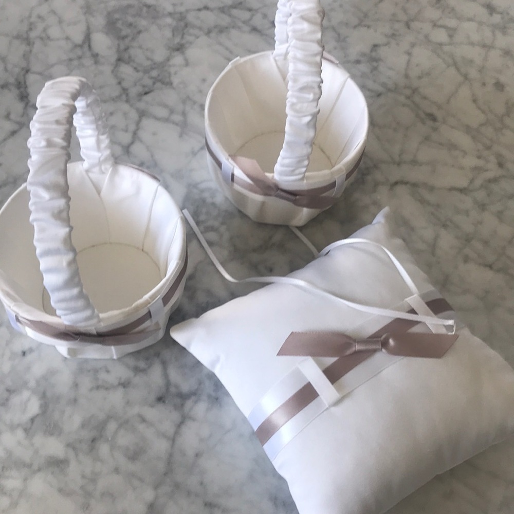 Flower Girl Baskets & Ring Bearer Pillow Set